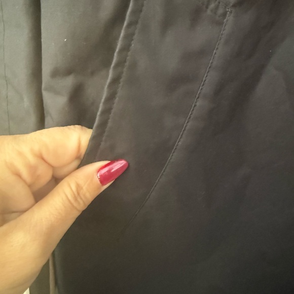 Burberry Brit Bowpark Raincoat in black - Picture 3 of 16